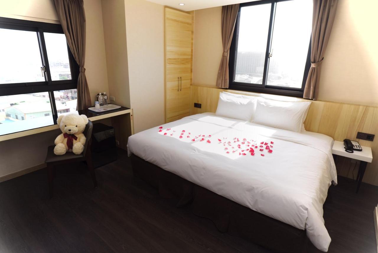 Red Hotel Jüanlin Kültér fotó